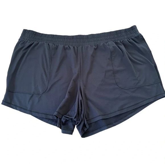 All In Motion Plus size 1X Black Knit Pull On Shorts Activewear Pockets Stretchy - Picture 1 of 3